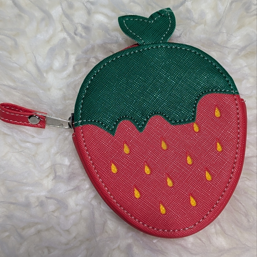 Strawberry-Shaped Coin Purse - Red and Green For Any Age